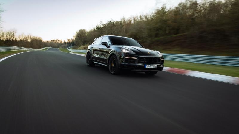 Porsche Cayenne Performance Nurburgring