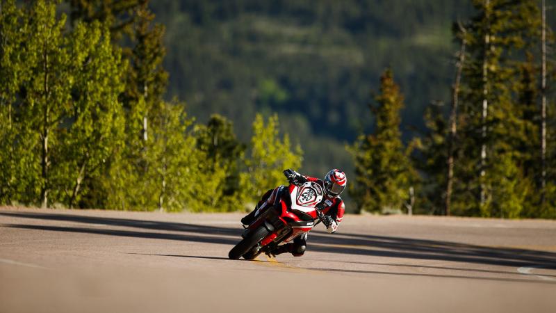 Ducati Streetfighter V4 Pikes Peak