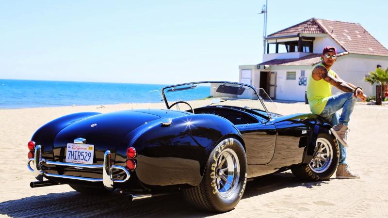 Hamilton Shelby Cobra