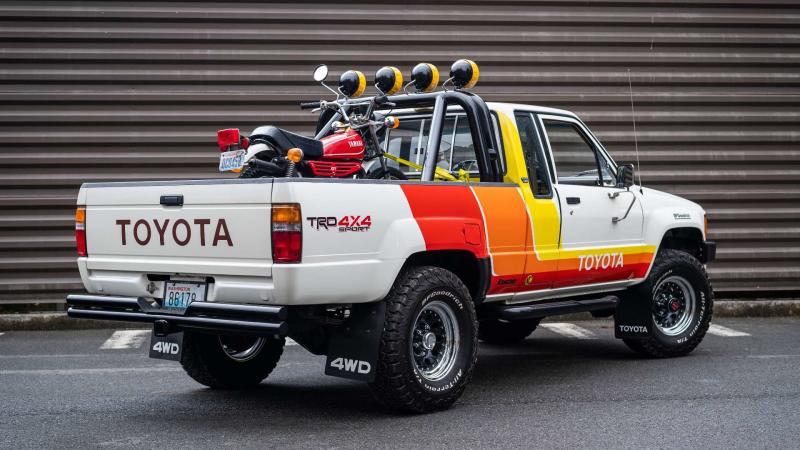 Toyota Hilux δημοπρασία Yamaha GT80