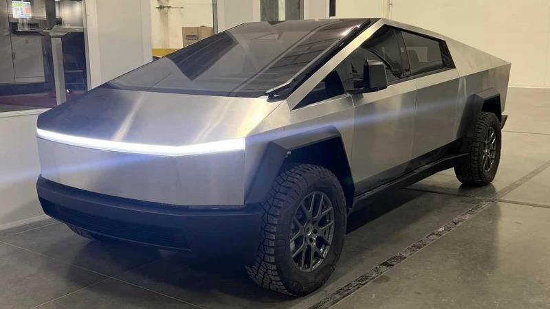 Tesla Cybertruck Beta