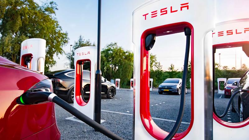 Tesla supercharger