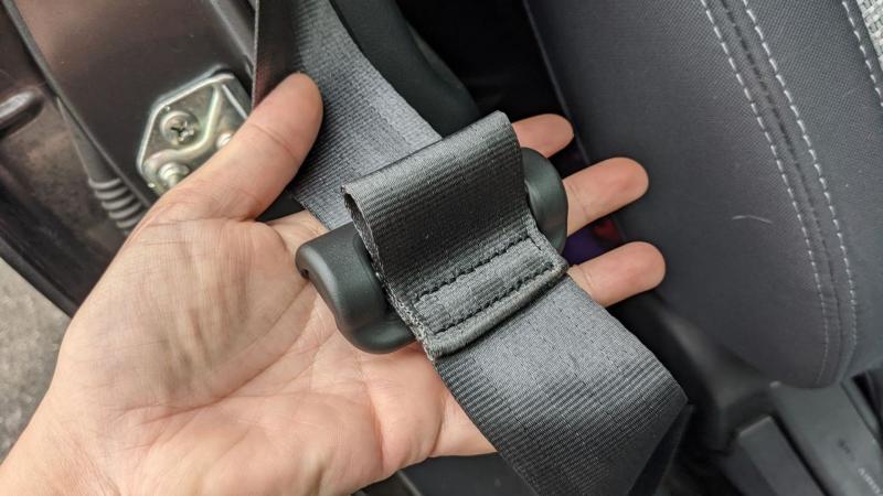 Seatbelt loop 1