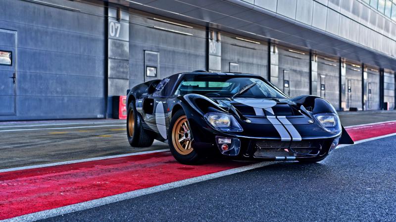 Everrati Ford GT40 Restomod