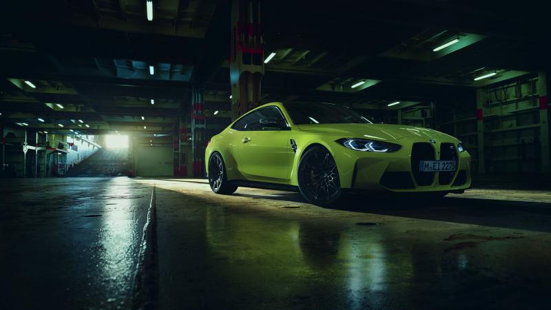 BMW M4 Competition Alcantara