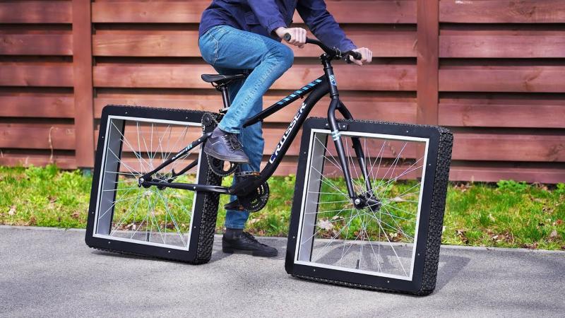 Square wheels bike 1