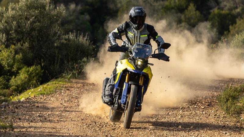 Νέο Suzuki V-Strom 800DE -Έτοιμο να δε πάει παντού 2023