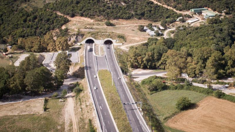 Τούνελ στα Τέμπη