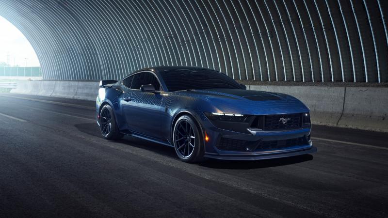 Ford Mustang Dark Horse