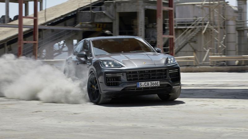 Porsche Cayenne Turbo E-Hybrid Coupe GT Pack 1