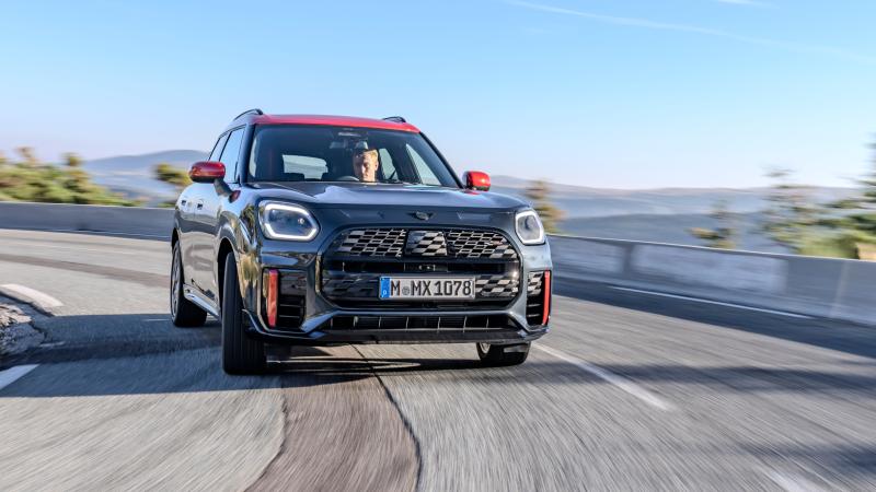 Οδηγούμε το νέο MINI John Cooper Works Countryman στην Πορτογαλία 2024