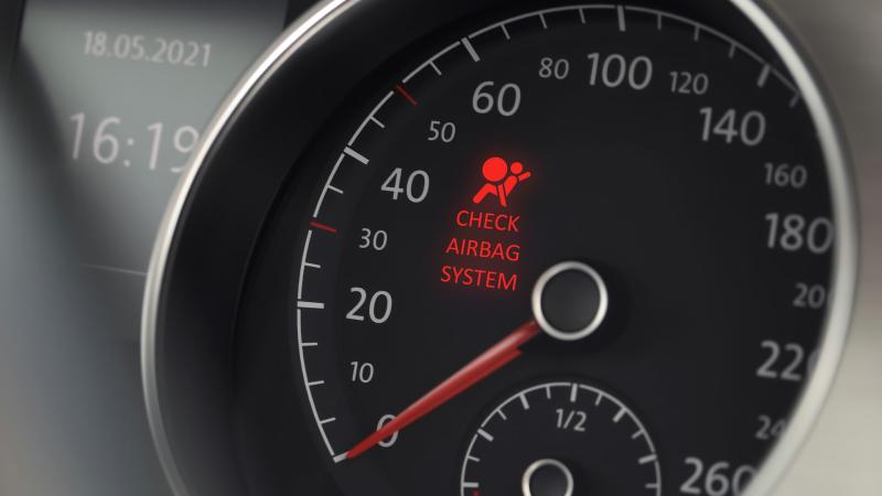 Airbag warning light 1