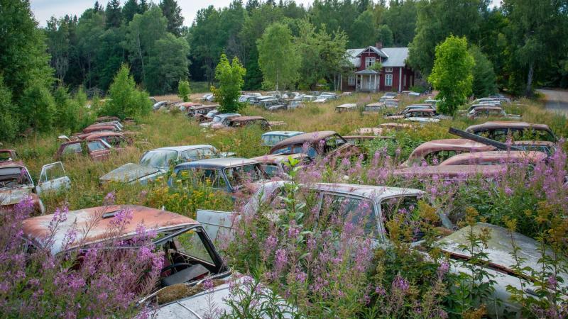 παρατημένα αυτοκίνητα στη Σουηδία