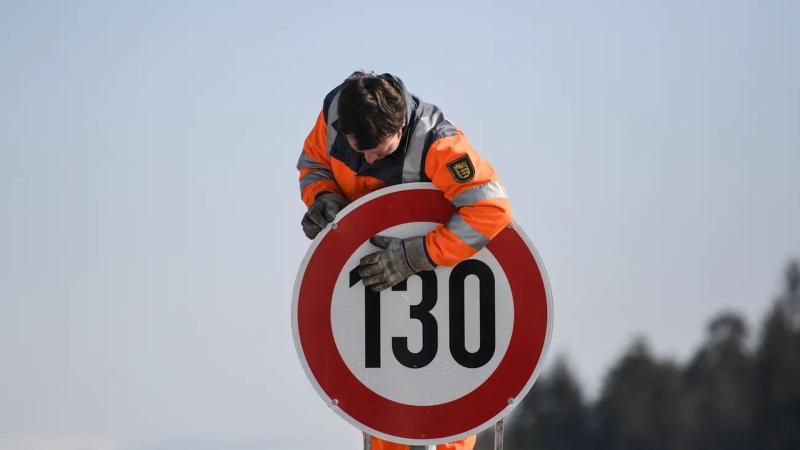 Autobahn speed limit 1