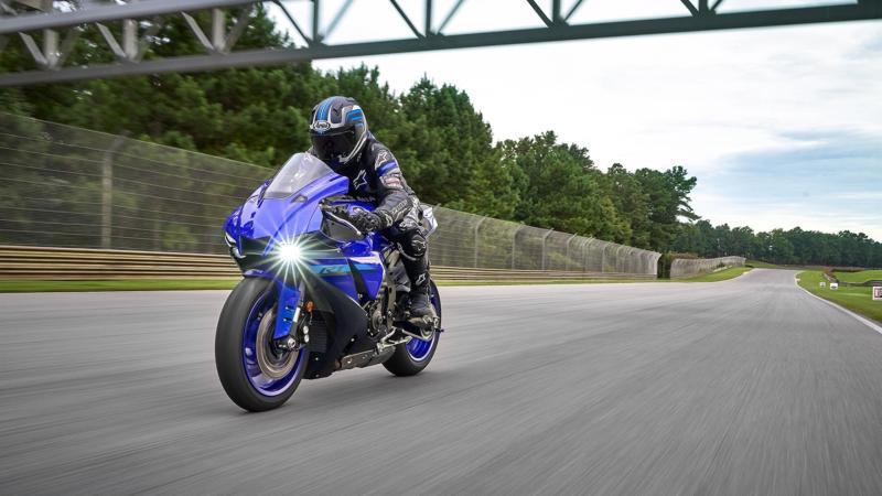 electric yamaha r1