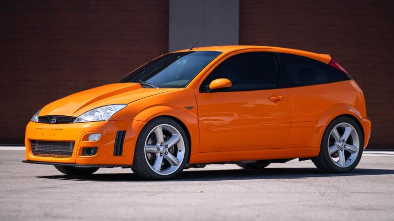 ford focus v8