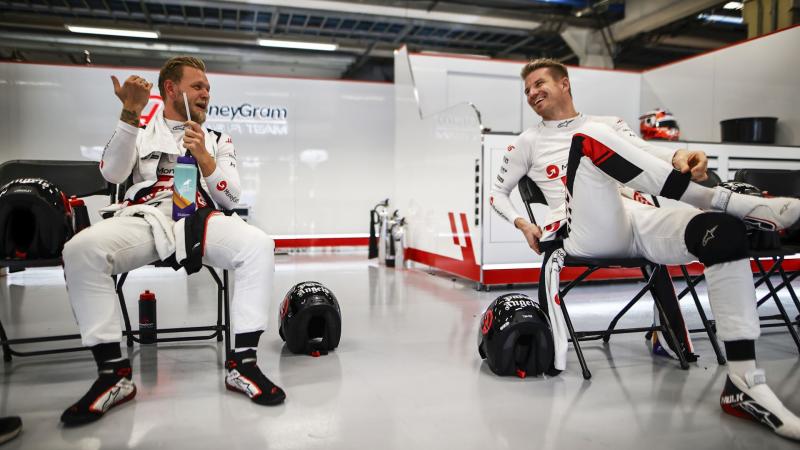 Magnussen και Hulkenberg