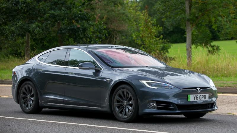 Tesla Model S 1.12 ek. xlm