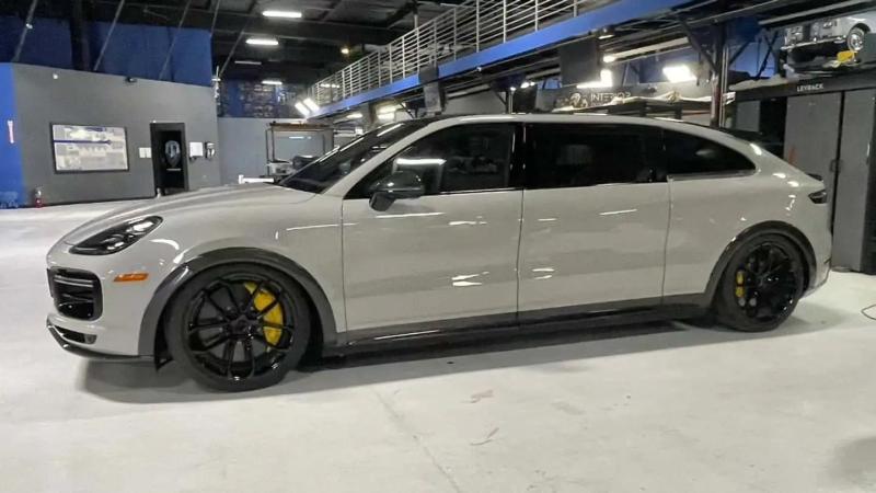 porsche cayenne minivan