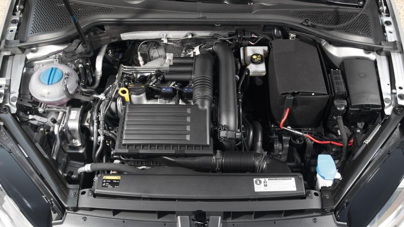 Volkswagen Golf 1.4 TSI engine