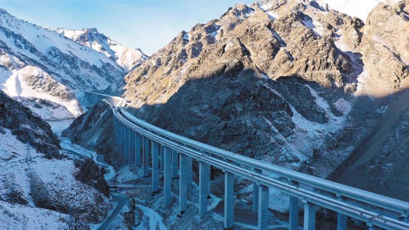 Tianshan Shengli tunnel