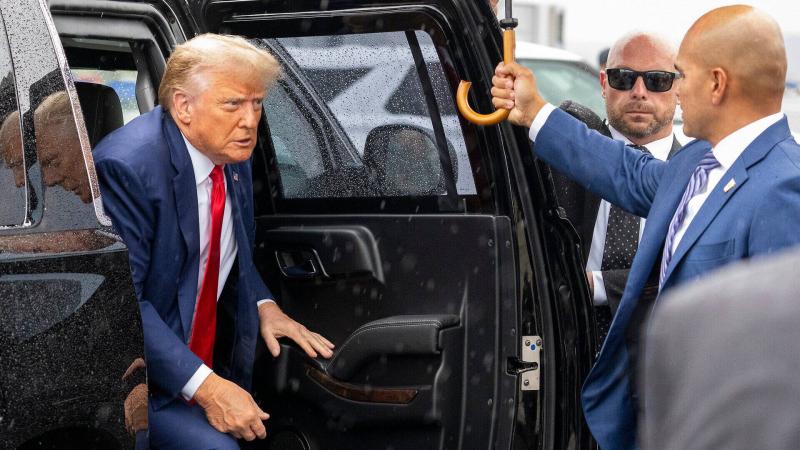 trump-driving-3