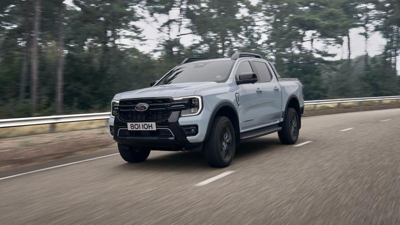 Ford Ranger PHEV 2025 1