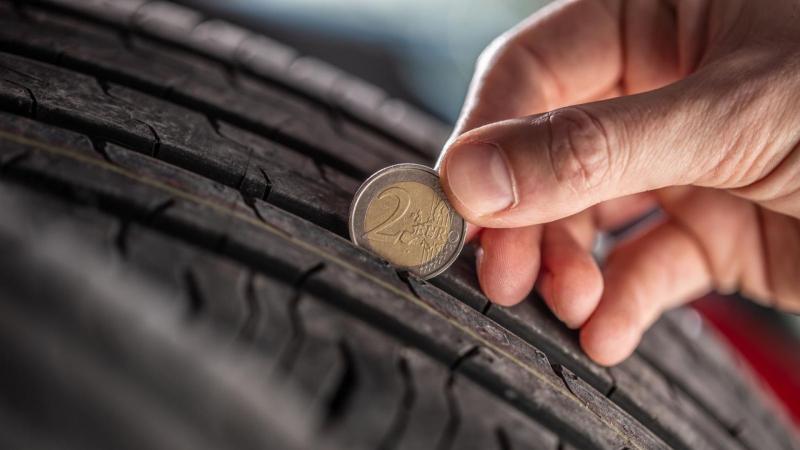 tire coin trick 1