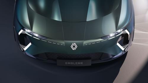 Renault Emblème demo car 5