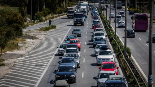 κίνηση στους δρόμους